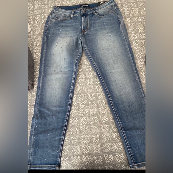 Vocal Denim Jeans with Rhinestone - Picture 5 of 6